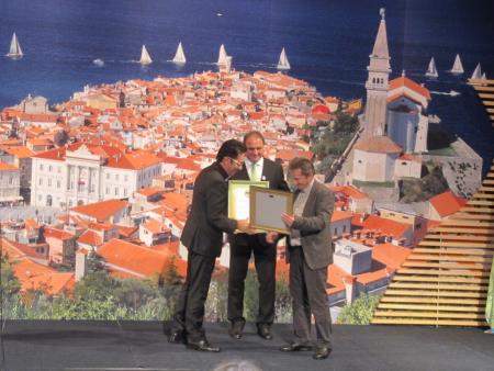 V okviru akcije Moja dežela – lepa in gostoljubna, Občini Razkrižje kar dve priznanji 12